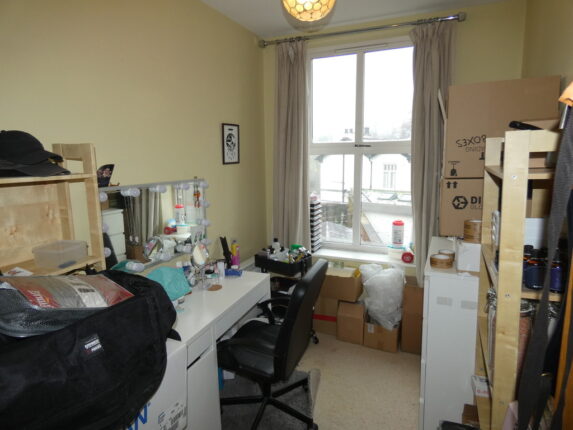 9 St Johns Corner - Image 5