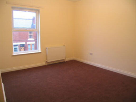 9 Swinfield Avenue - Image 5