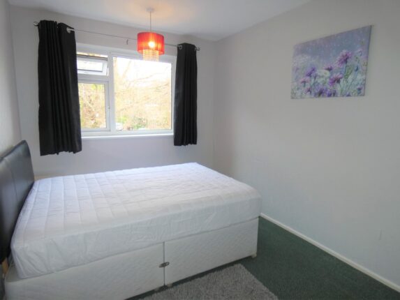 14 Beech House - Image 5