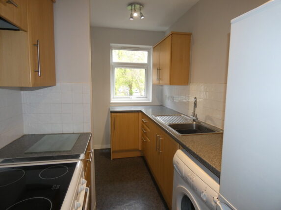 14 Beech House - Image 4