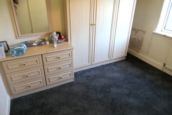  - Image 7