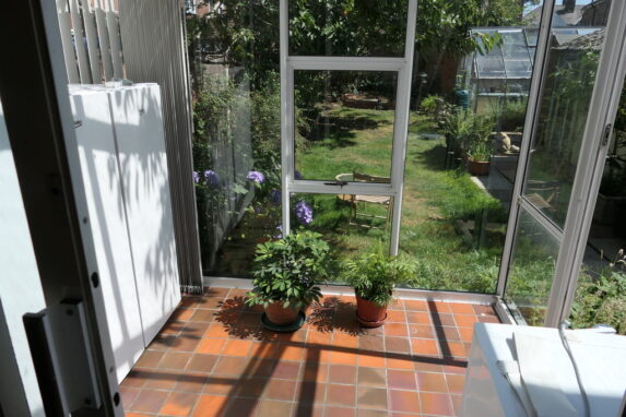  - Image 4