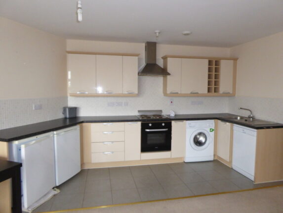 15 Regents Court, Chorlton M16 0DZ - Image 3