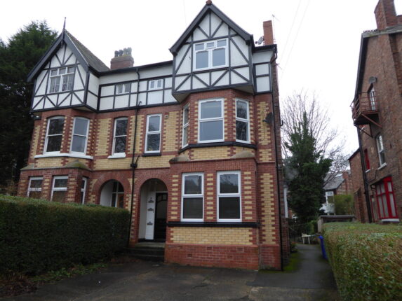 Flat 2, 46 Wood Road