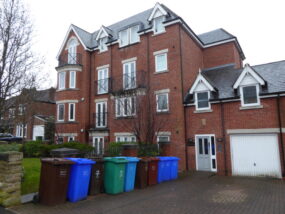 Apt 3 Meadowvale, 17 Whitelow Road