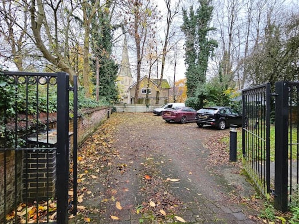 Carlton Road , Whalley Range - Image 24
