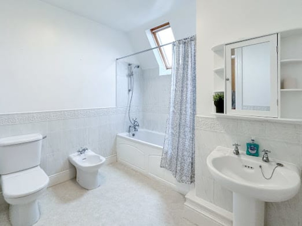 Carlton Road , Whalley Range - Image 20