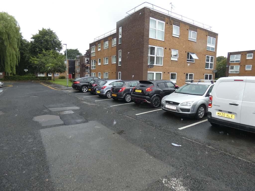 Altrincham Road, Baguley - Image 9