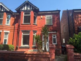 15 Reynolds Road